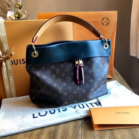 Louis Vuitton Handbags - Louis Vuitton Tuileries Hobo